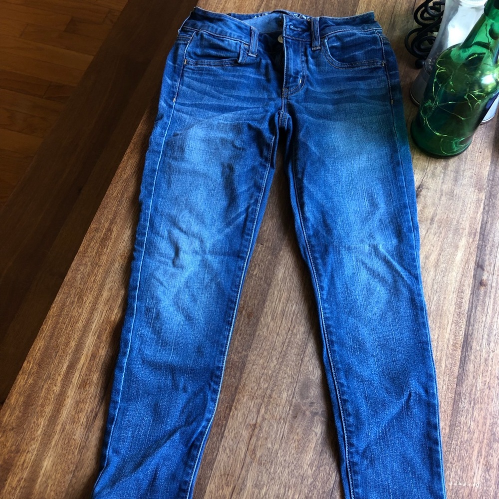 American eagle women’s skinny jeans: Size: 0